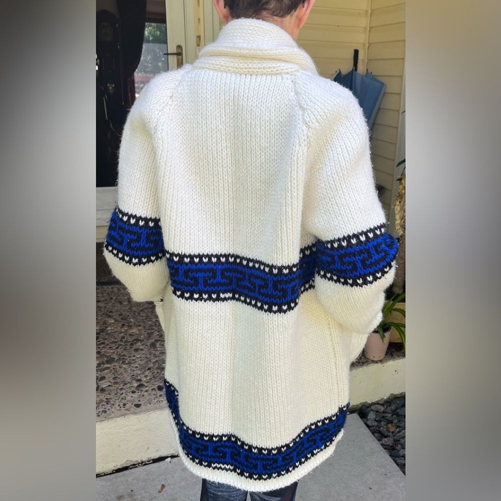 Handmade knitted cotton/acrylic blend cardigan, front pockets, belt closure,S/M